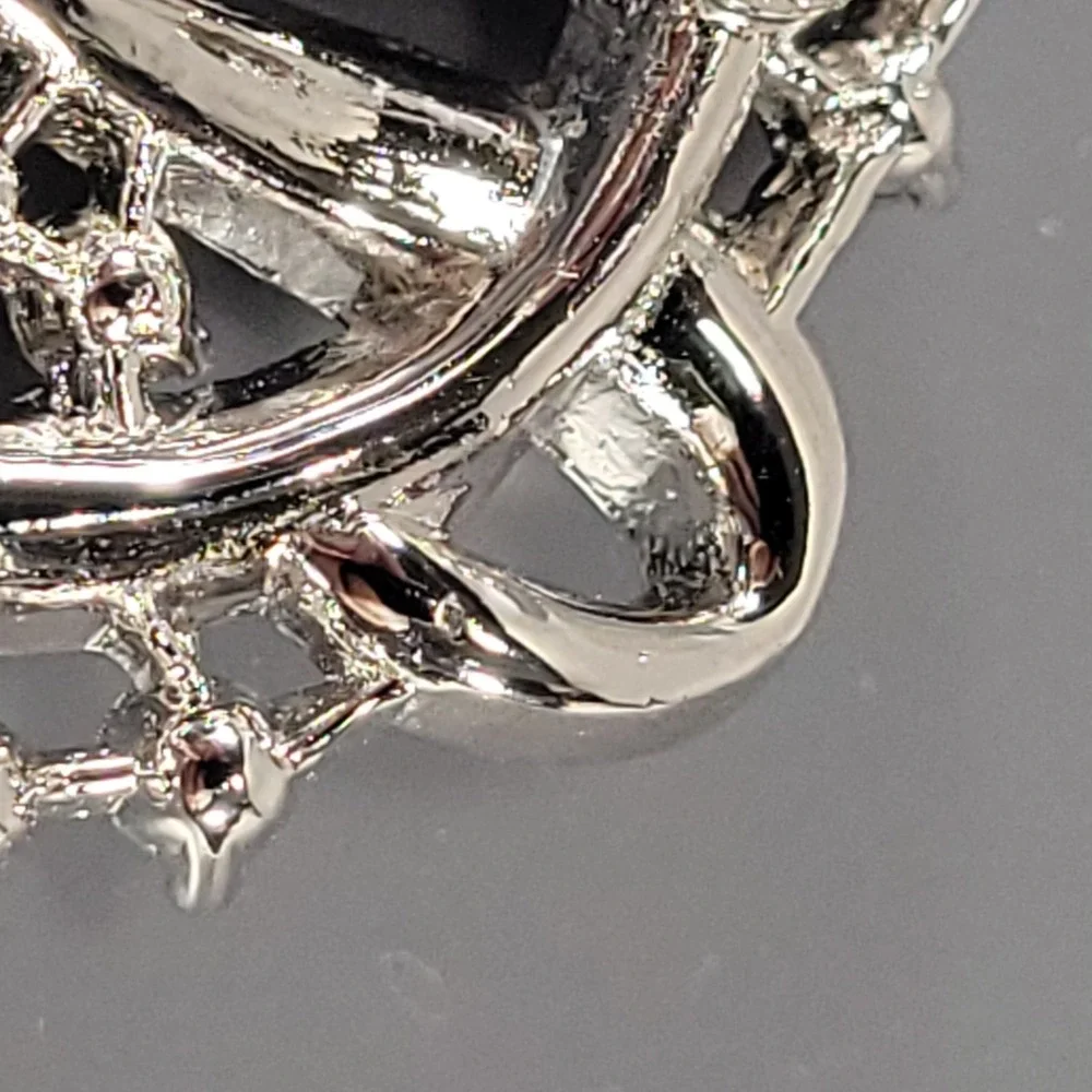 Trifari‎ Rhinestone Brooch Silver Clear Leaf Spray Baguette Marquise Jewelry